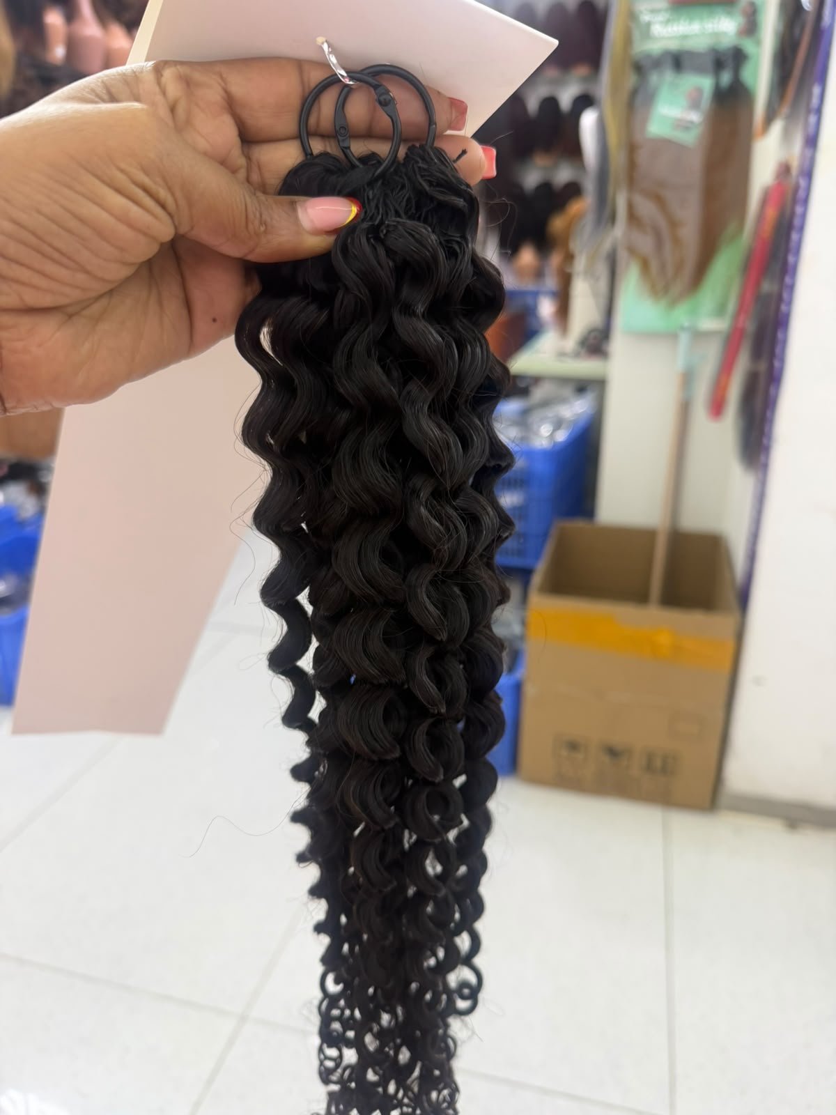 2026/09/261835.jpg 100% feather crotchet human hair braids available in 22inch, colors black, brown and blonde - Image 1